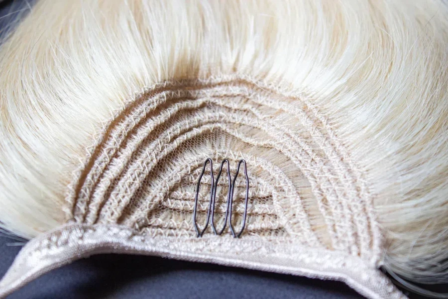 A blonde glueless wig with a clip