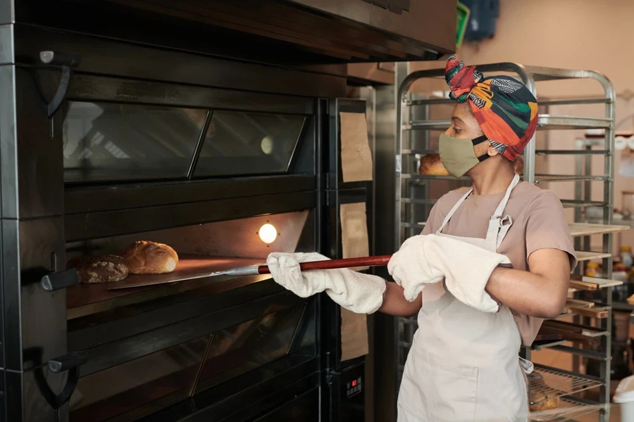 commercial baking oven