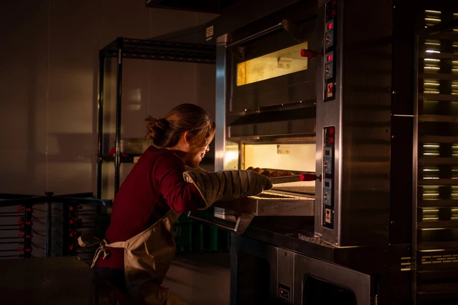 commercial baking oven