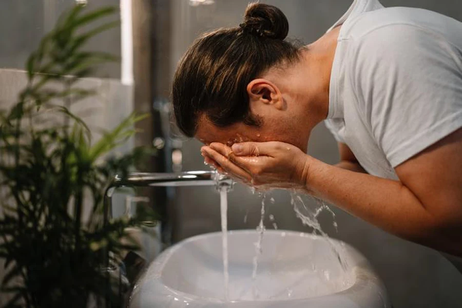 men's face wash