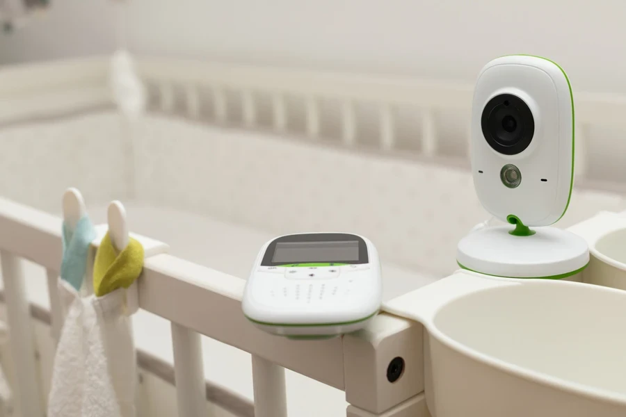 the baby & pet monitor