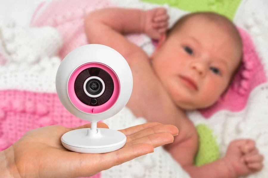 the baby & pet monitor