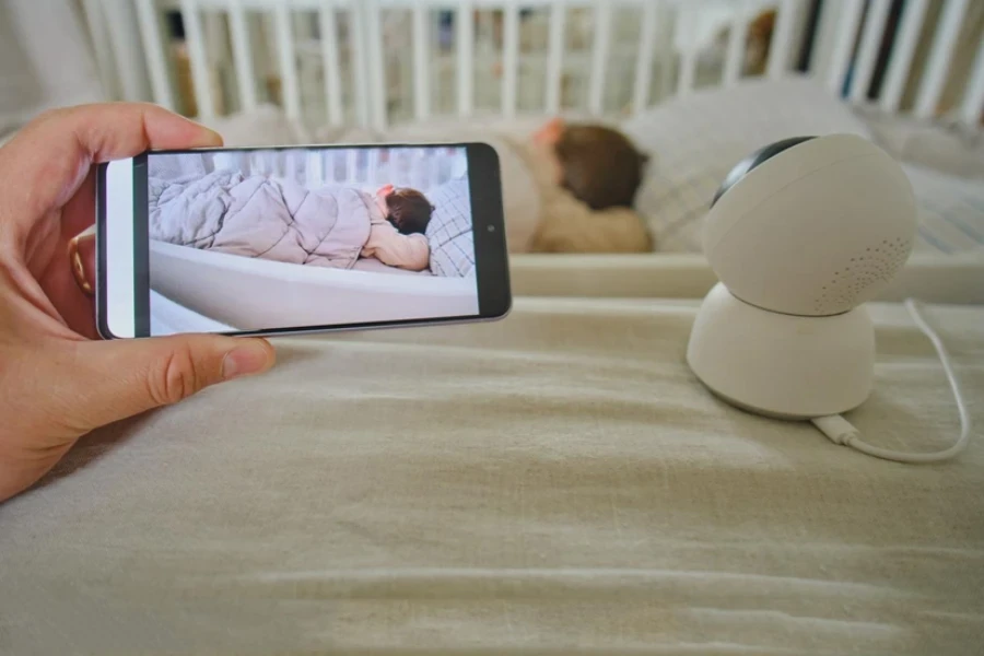 the baby & pet monitor