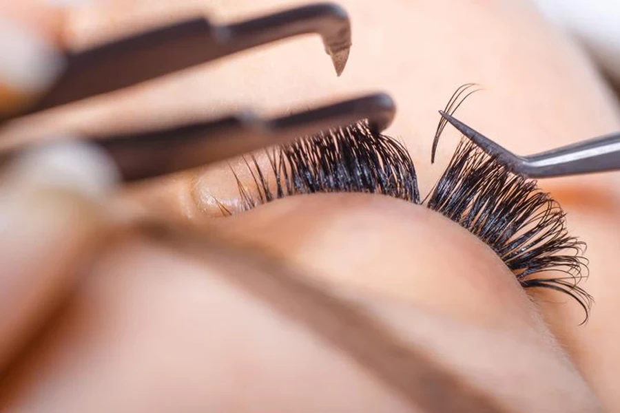 the eyelash tweezers