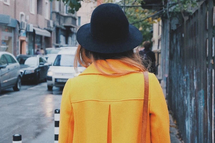 woman, back, hat