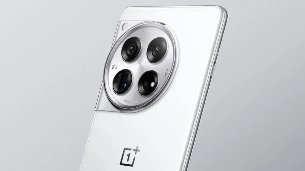 OnePlus 13 white