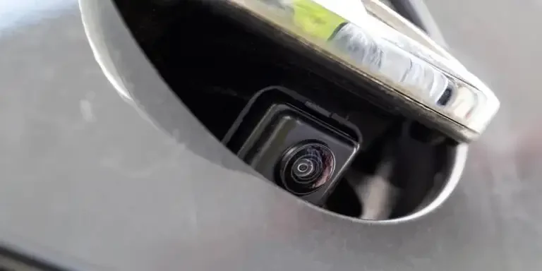 elevate-your-driving-experience-with-a-backup-cam
