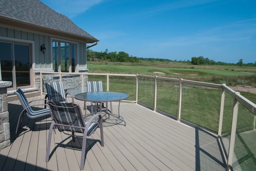 panoramic view with glass deck railing