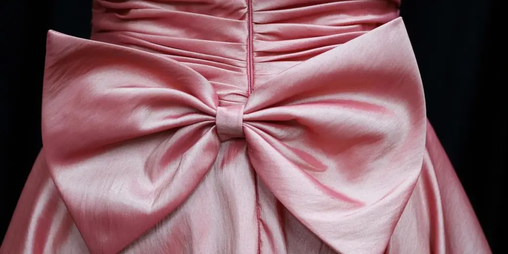 bow, knot, bodice, ruched, ruffled, ruching, ruffles, zipper, satin, pink, bow, satin, satin, satin, satin, satin