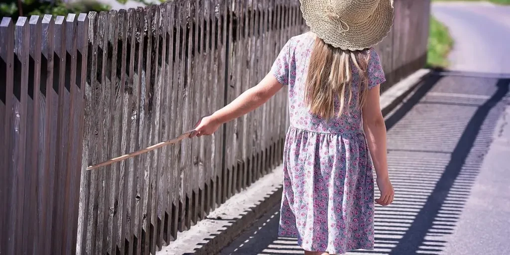 dress girl walking