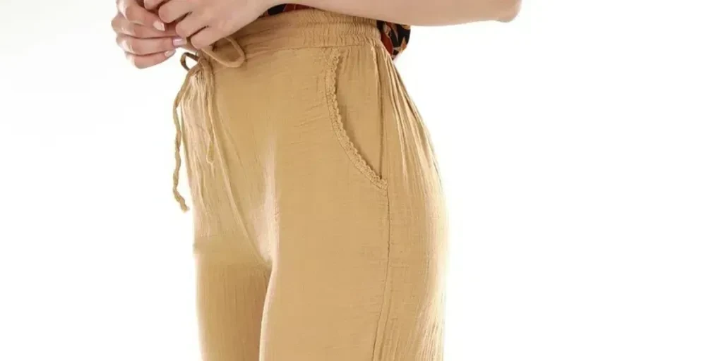 The market for drawstring pants has seen a significant surge in recent years