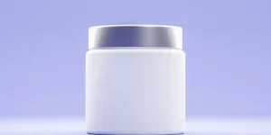 Maqueta de frasco blanco en blanco para crema, suero.