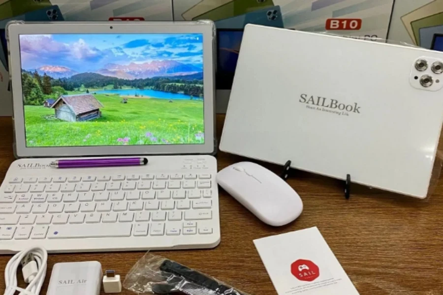 SAILBook B10 10.1-Inch Business Tablet with Keyboard and Mouse