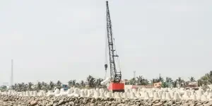 gantry-cranes-unveiled-maximizing-your-lifting-po