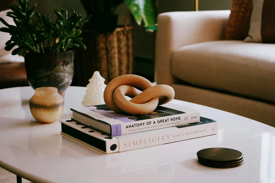 new naturals decor on a coffee table