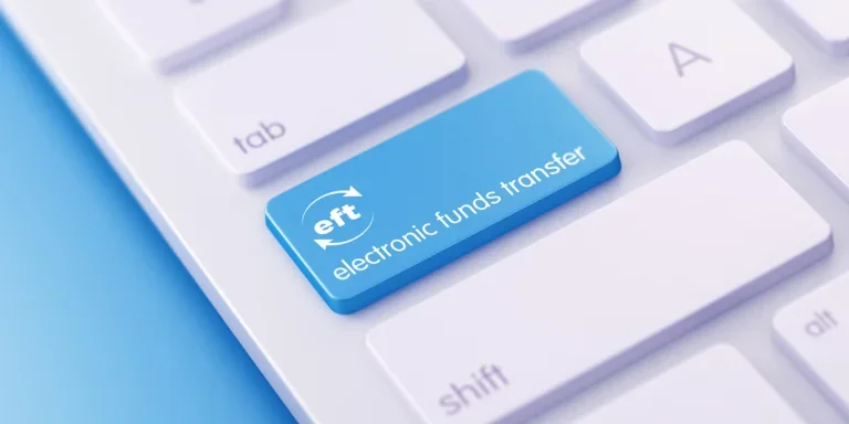 An EFT button on a computer keyboard