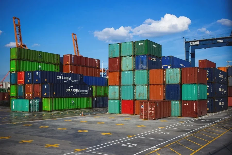 Containers on a port