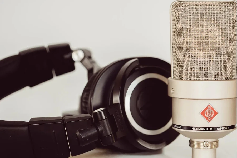 Mic and a headphone kept beside each other