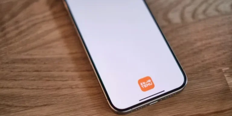 Temu opening on a phone