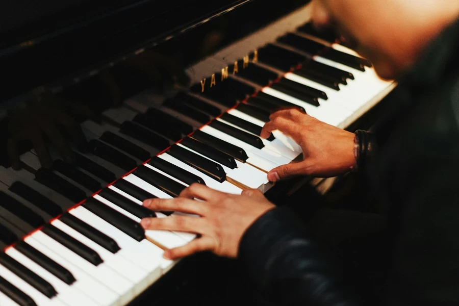 Yamaha piano player