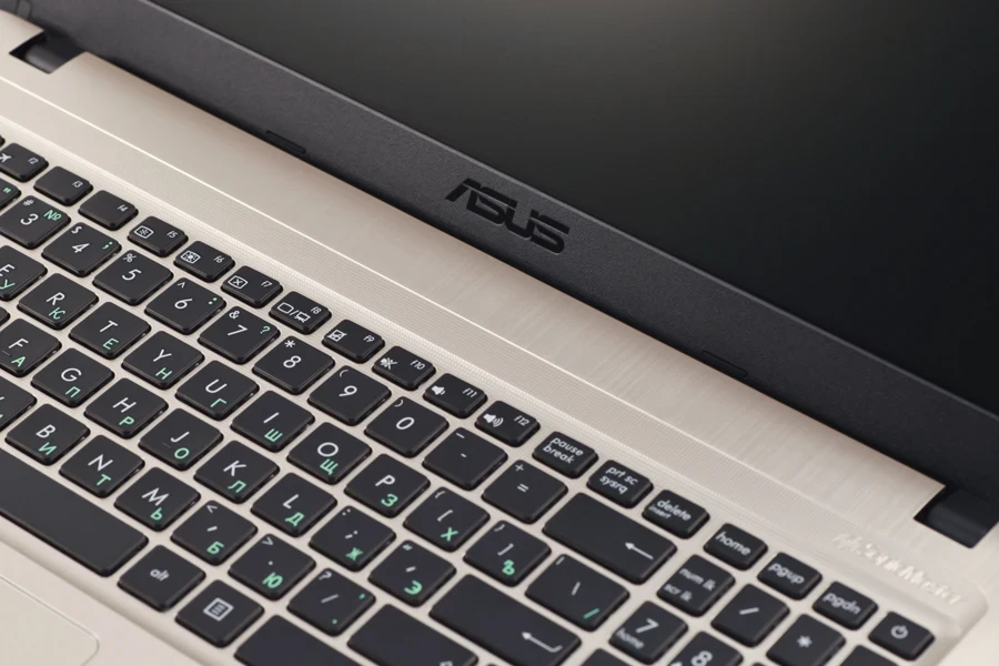 Close up of ASUS logo on computer