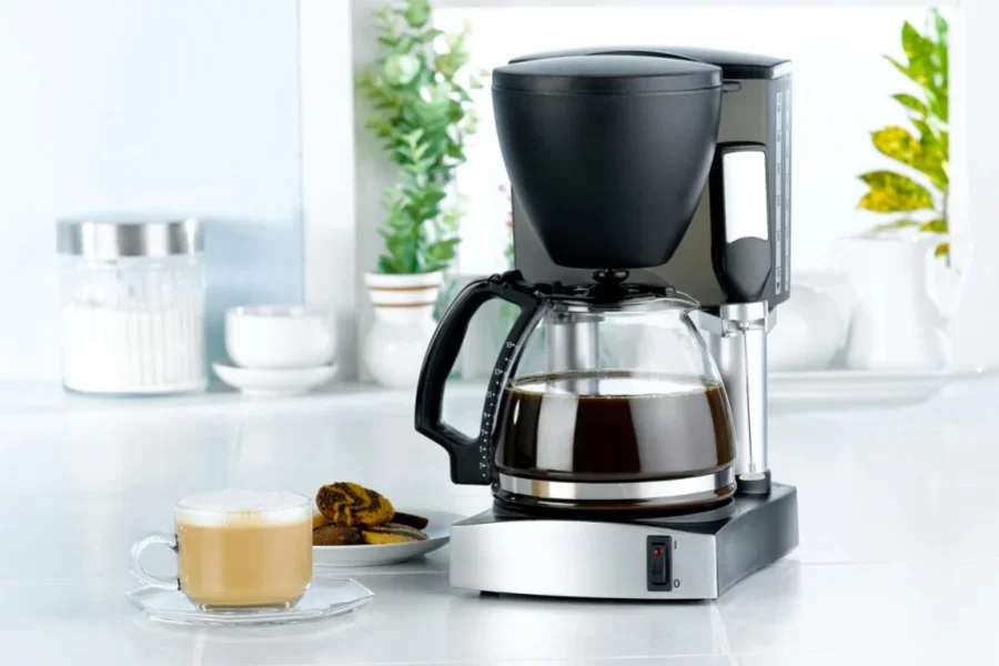Modern coffee percolator for home use