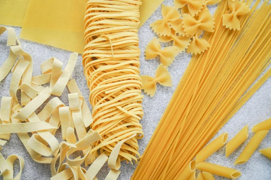 Different thicknesses in pasta using pasta maker machine