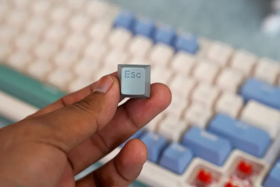 ESC key for hot-swappable keyboards