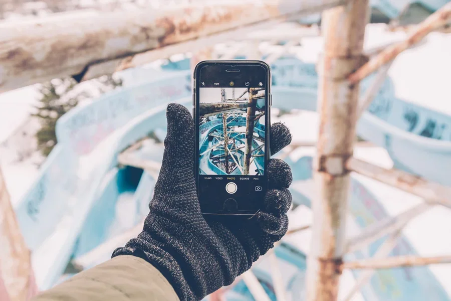 Зимний аквапарк, фото на телефон