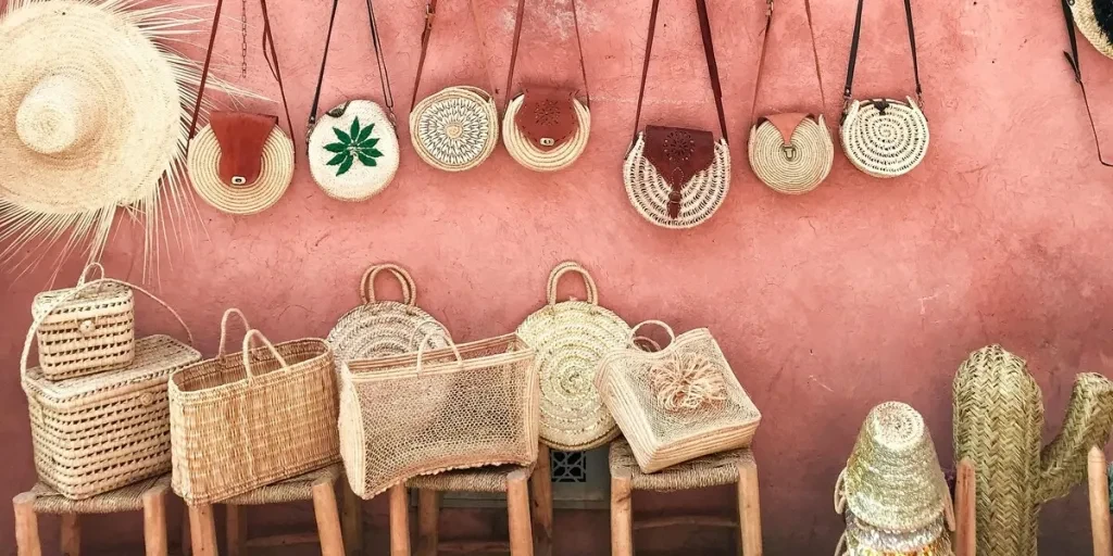 Woven bags in various shapes and sizes