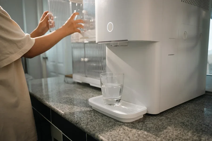 A countertop bottleless dispenser