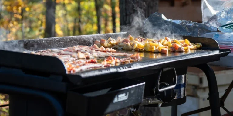 Большой стальной прямоугольный гриль для приготовления пищи на газовых сковородках
