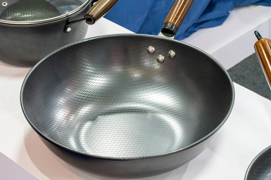 Marmite en fonte moderne