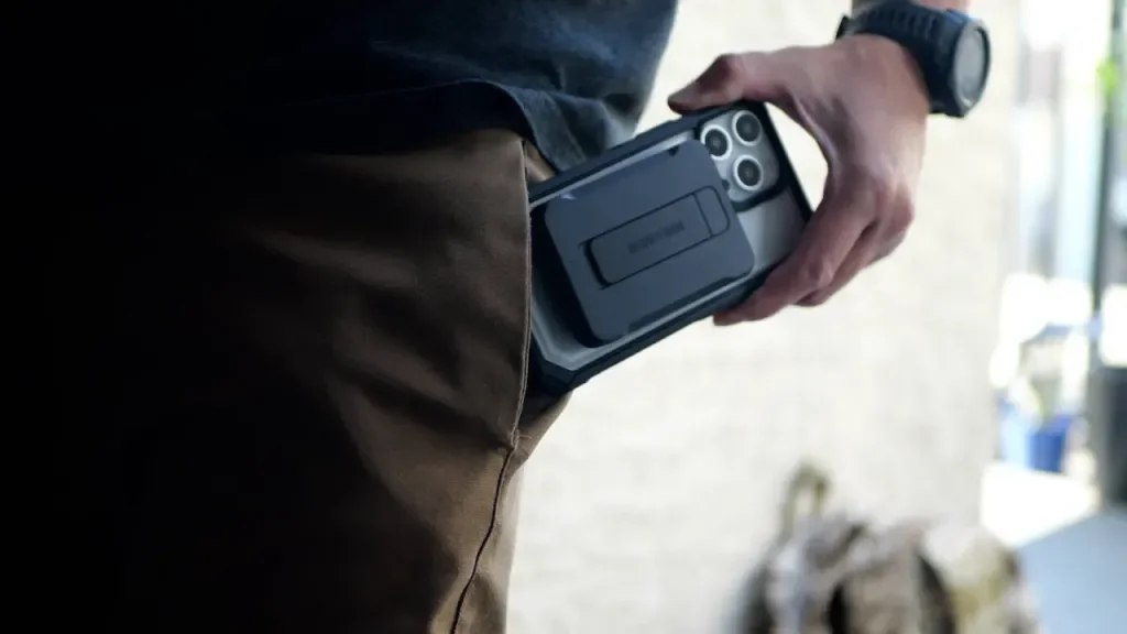 Внешний аккумулятор Rokform емкостью 10,000 XNUMX мАч