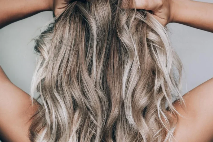 Pilzblondes Haar