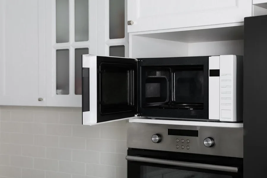 Microwave Oven