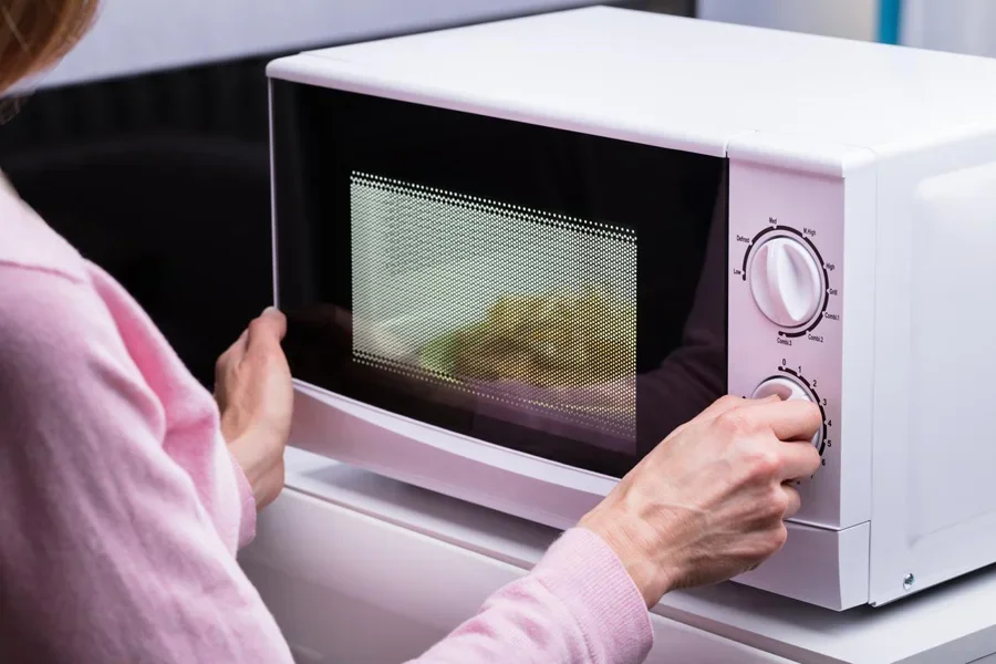 Microwave Oven
