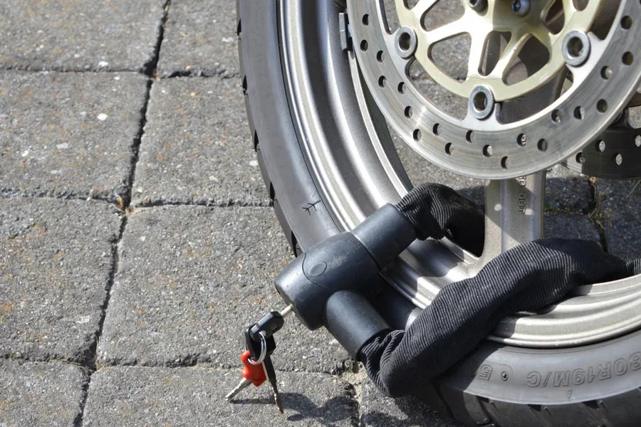 Antivols et chaînes pour motos