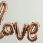 Décoration murale lettre B en acier brun