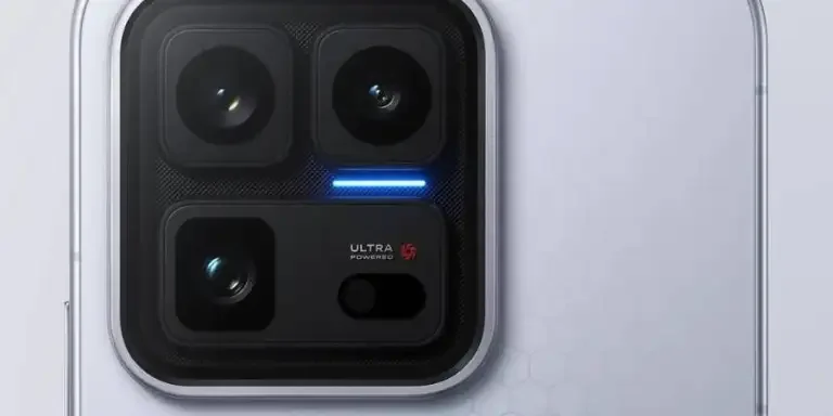 Featured image for Iqoo 15 Ultra: the First Phone to Master Ray Tracing and 120fps Simultaneously