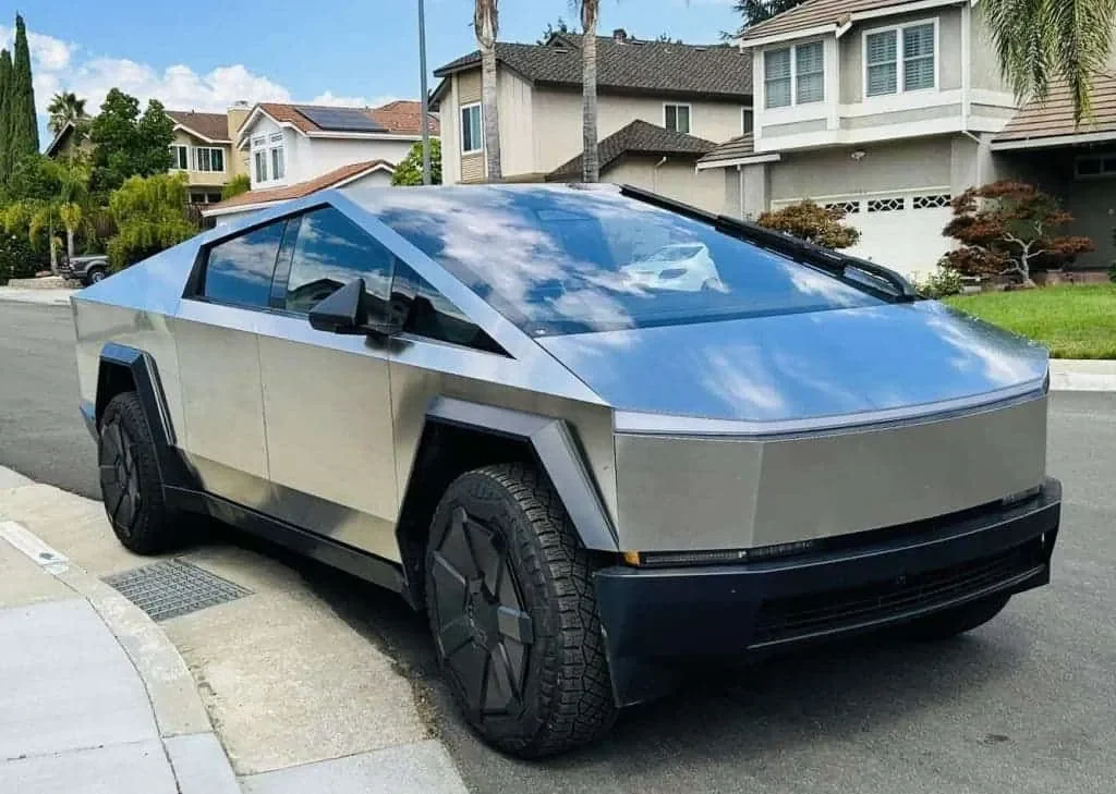 tesla cybertruck
